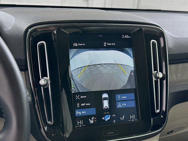 used 2020 Volvo XC40 car, priced at $23,997