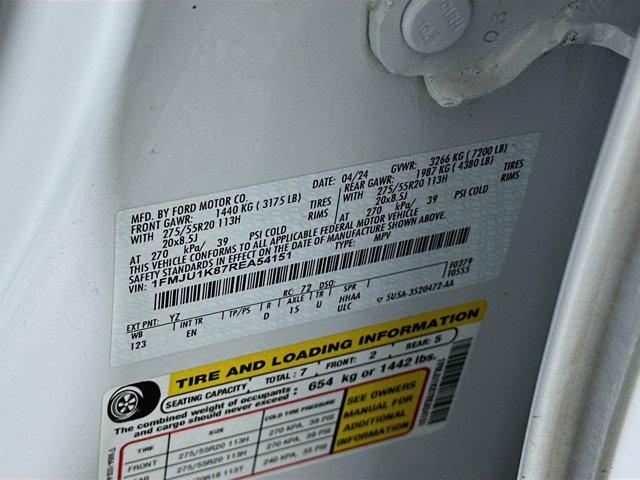 used 2024 Ford Expedition car, priced at $41,697