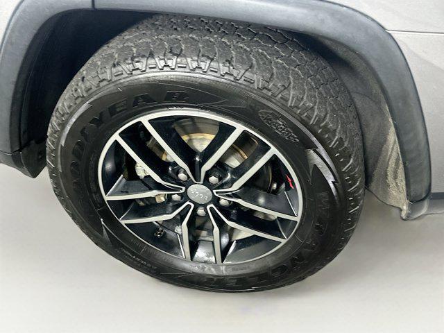 used 2017 Jeep Grand Cherokee car, priced at $14,487