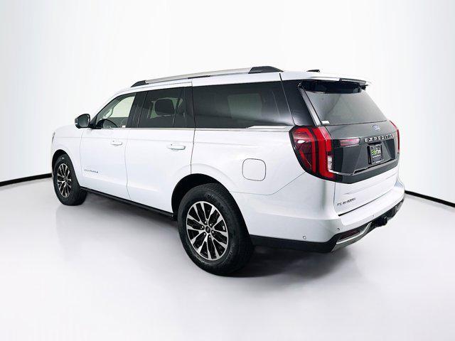 used 2025 Ford Expedition car, priced at $59,996