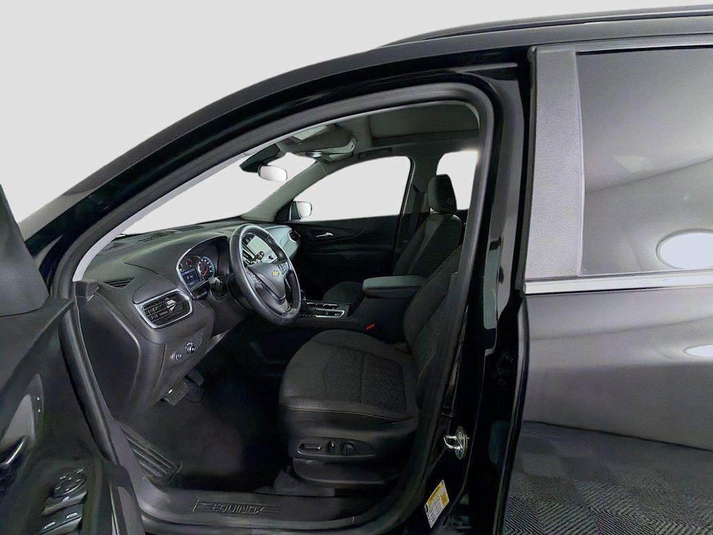 used 2024 Chevrolet Equinox car, priced at $25,222