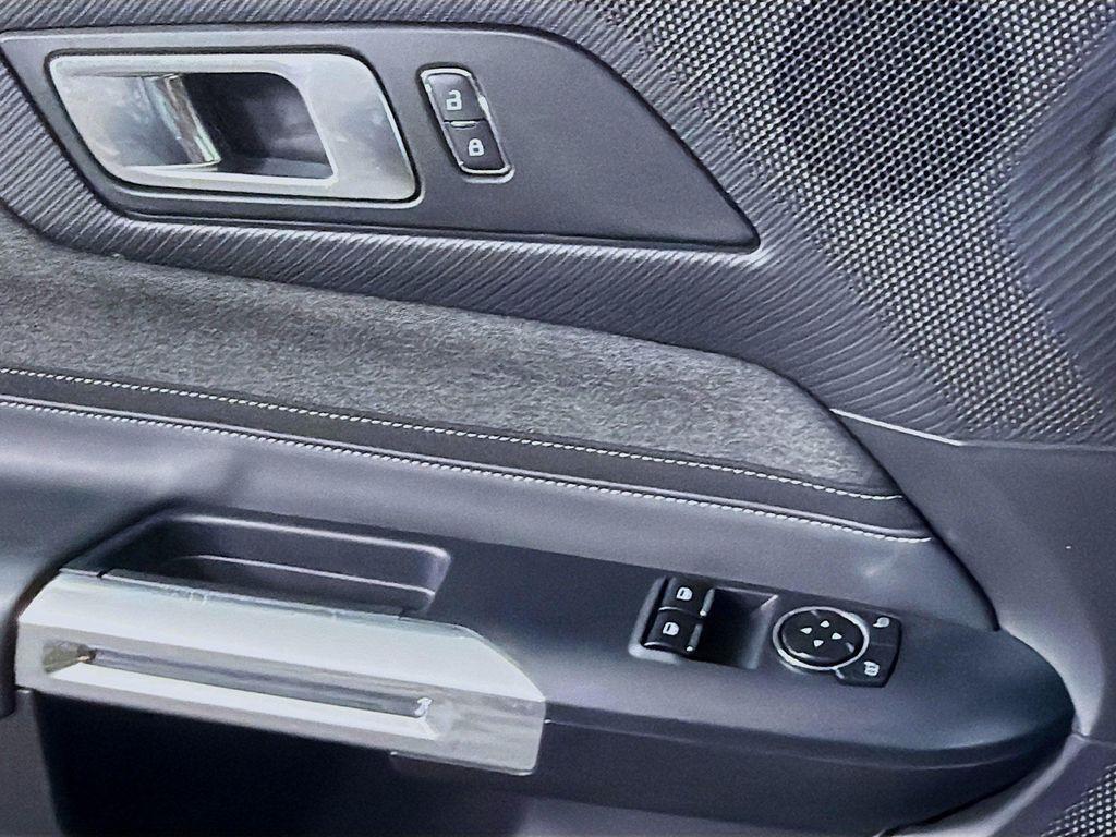 used 2025 Ford Mustang car, priced at $29,222