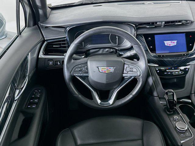 used 2025 Cadillac XT6 car, priced at $37,496