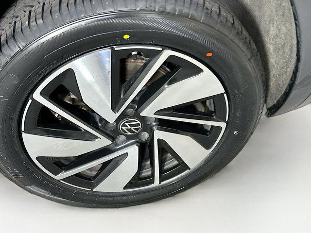 used 2024 Volkswagen Atlas car, priced at $25,797