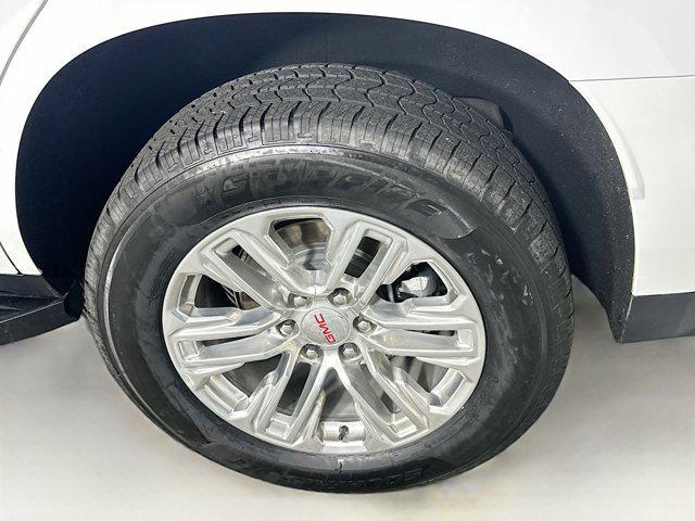 used 2024 GMC Yukon car, priced at $47,987