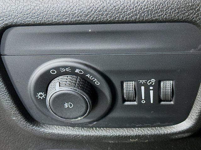 used 2023 Jeep Grand Cherokee car, priced at $31,496