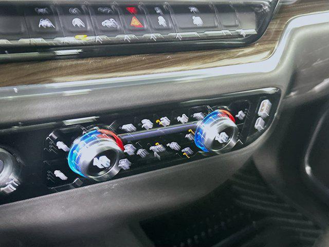 used 2024 GMC Sierra 1500 car, priced at $39,997