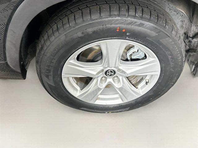 used 2024 Toyota Highlander car, priced at $31,987