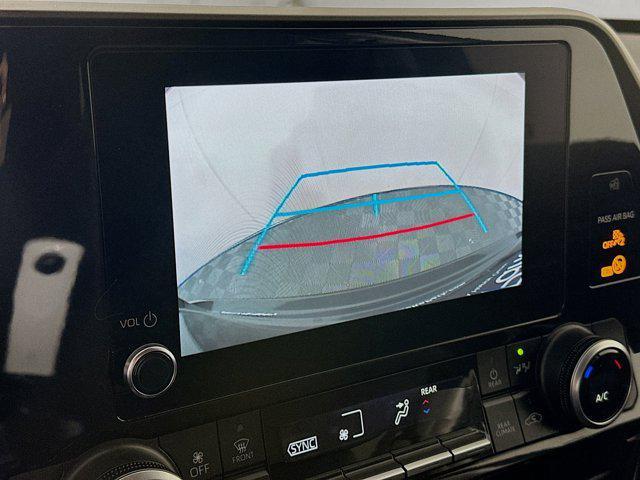 used 2024 Toyota Highlander car, priced at $31,987