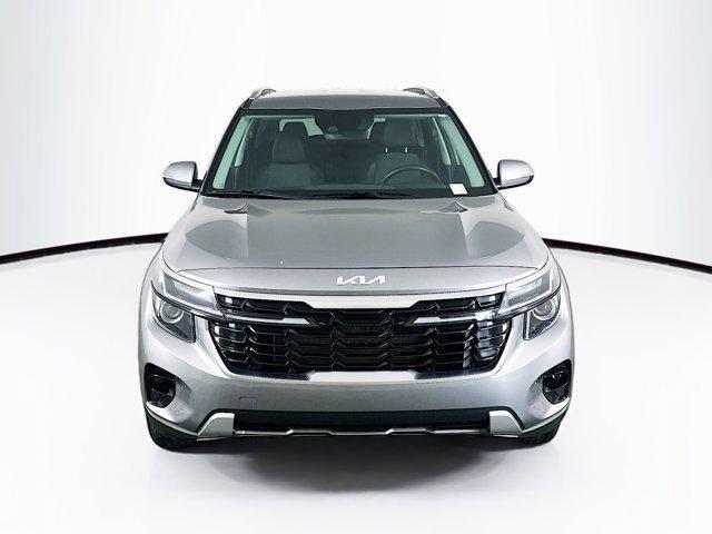 used 2025 Kia Seltos car, priced at $19,722