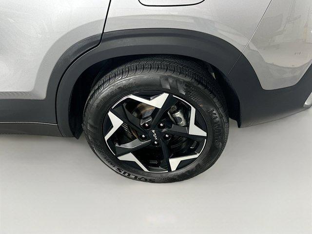 used 2025 Kia Seltos car, priced at $19,722