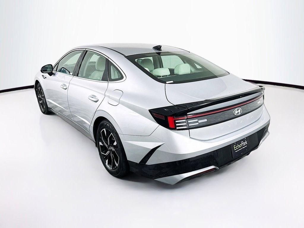 used 2025 Hyundai Sonata car, priced at $20,712