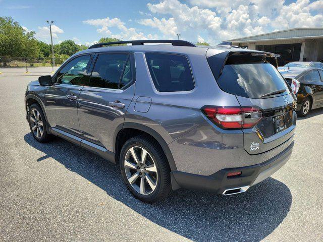 used 2025 Honda Pilot car, priced at $43,443