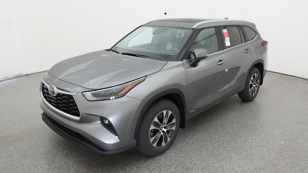 new 2026 Toyota Highlander Hybrid car, priced at $50,389