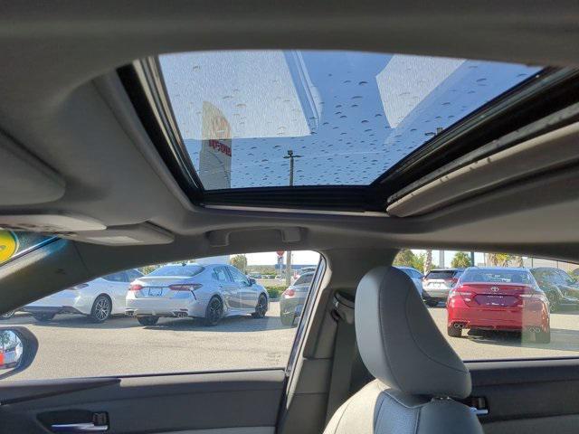 used 2021 Toyota Avalon Hybrid car, priced at $27,998