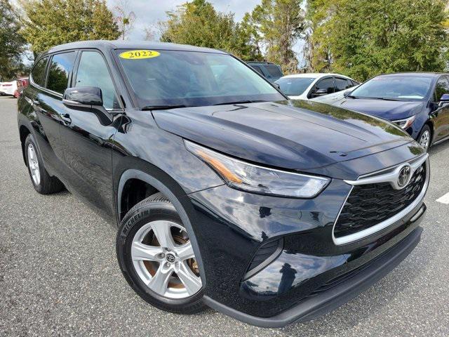 used 2022 Toyota Highlander car, priced at $29,834