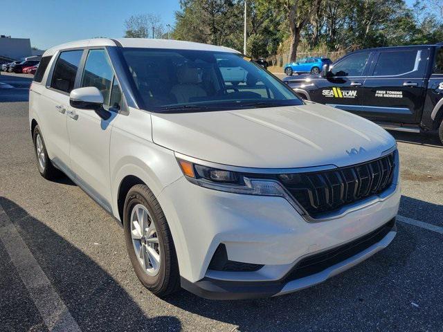 used 2024 Kia Carnival car, priced at $28,998