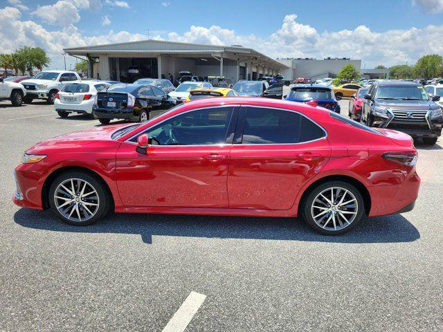 used 2024 Toyota Camry Hybrid car, priced at $32,994