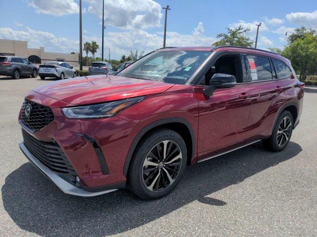 used 2022 Toyota Highlander car, priced at $32,985