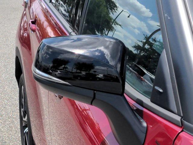 used 2022 Toyota Highlander car, priced at $32,985