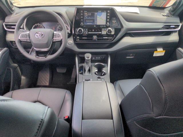 used 2022 Toyota Highlander car, priced at $32,985