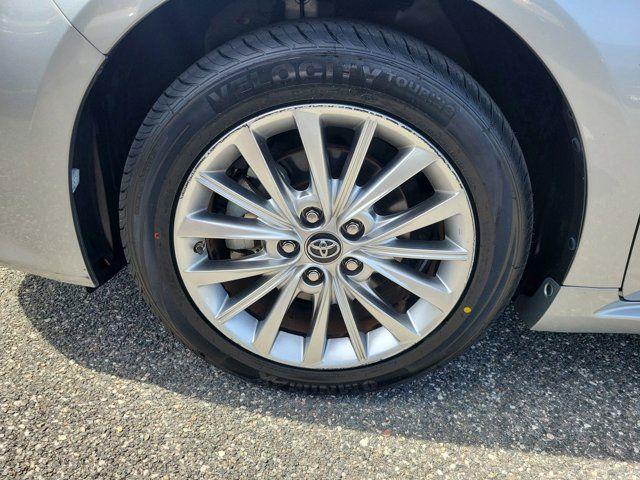 used 2018 Toyota Avalon Hybrid car, priced at $27,697
