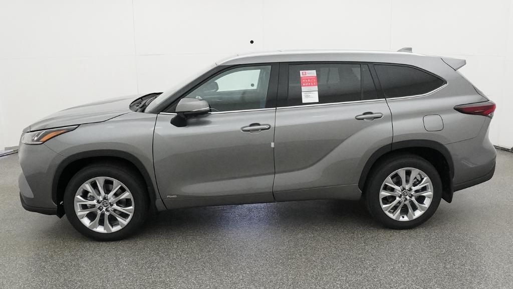 new 2026 Toyota Highlander Hybrid car, priced at $56,825