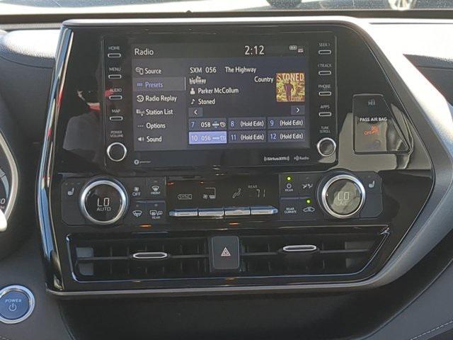used 2020 Toyota Highlander Hybrid car, priced at $29,835