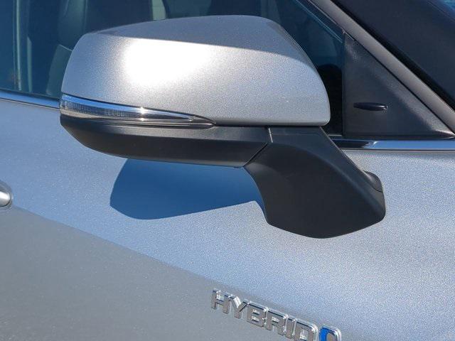 used 2020 Toyota Highlander Hybrid car, priced at $29,835