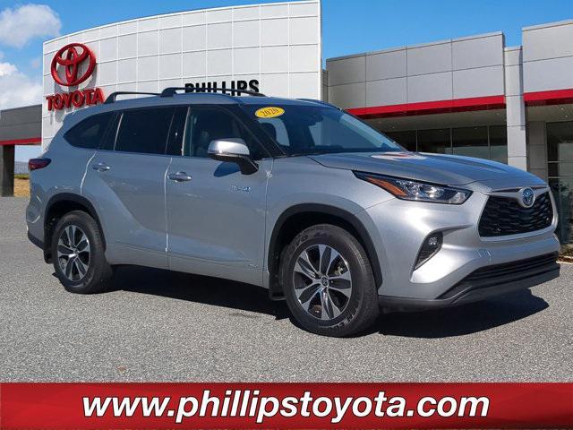 used 2020 Toyota Highlander Hybrid car, priced at $29,835