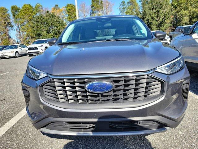 used 2024 Ford Escape car, priced at $17,999