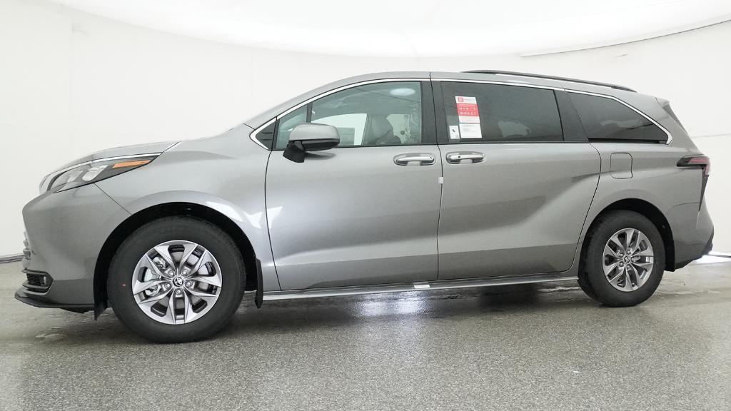 new 2026 Toyota Sienna car, priced at $50,239