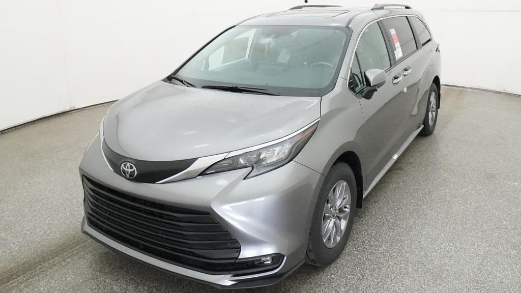 new 2026 Toyota Sienna car, priced at $50,239