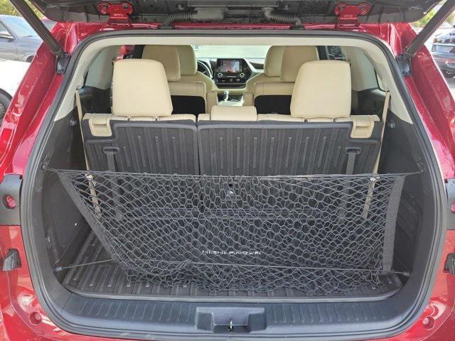 used 2022 Toyota Highlander Hybrid car, priced at $36,995