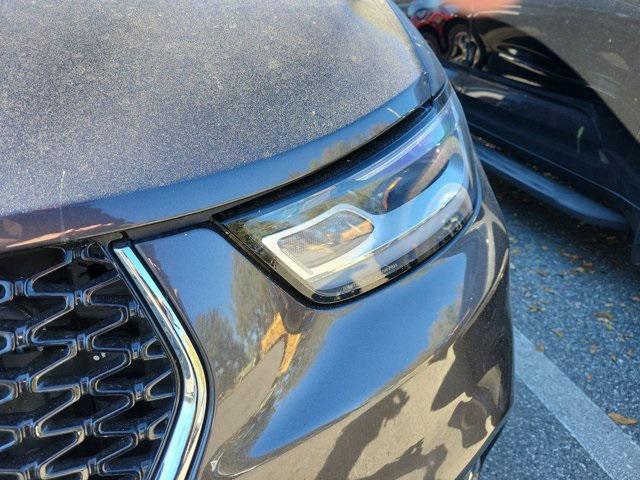 used 2021 Chrysler Pacifica Hybrid car, priced at $27,993