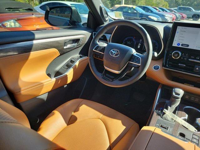 used 2024 Toyota Highlander Hybrid car, priced at $49,599