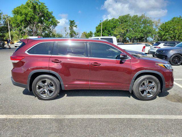 used 2017 Toyota Highlander car, priced at $23,999