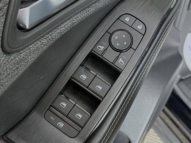 used 2023 Nissan Rogue car, priced at $18,999