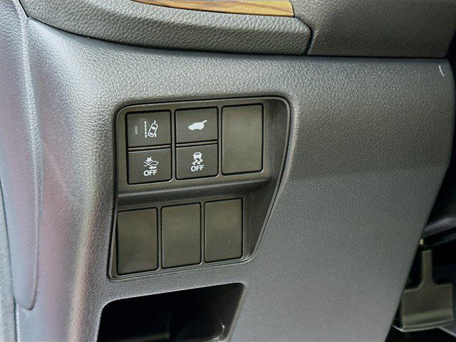 used 2018 Honda CR-V car, priced at $18,035