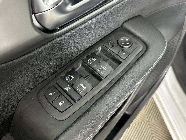 used 2026 Chrysler Pacifica car, priced at $35,453