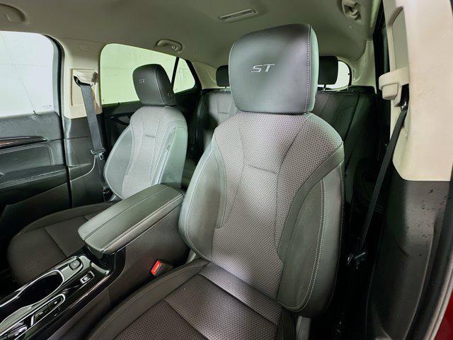 used 2023 Buick Envision car, priced at $26,420