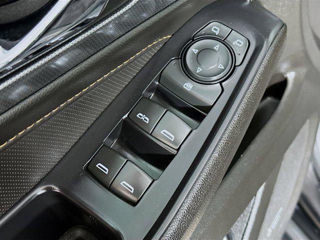 used 2021 Chevrolet Traverse car, priced at $26,263