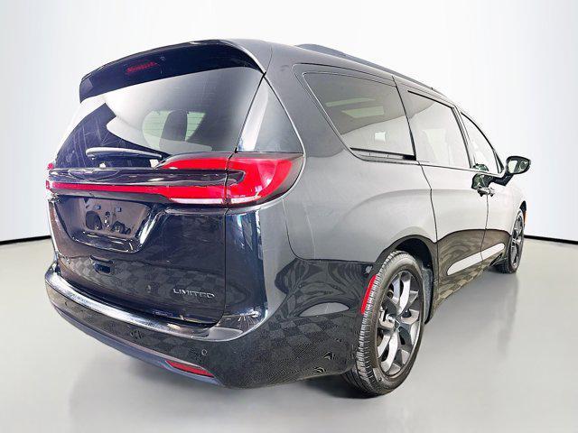 used 2025 Chrysler Pacifica car, priced at $34,853