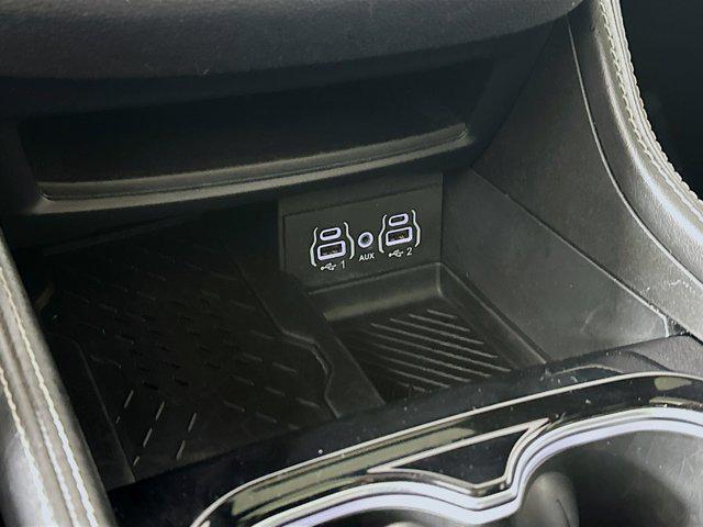 used 2025 Chrysler Pacifica car, priced at $34,853