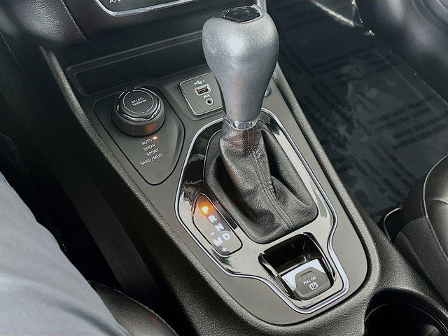 used 2021 Jeep Cherokee car, priced at $18,399