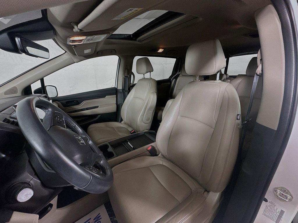 used 2023 Honda Odyssey car, priced at $33,462