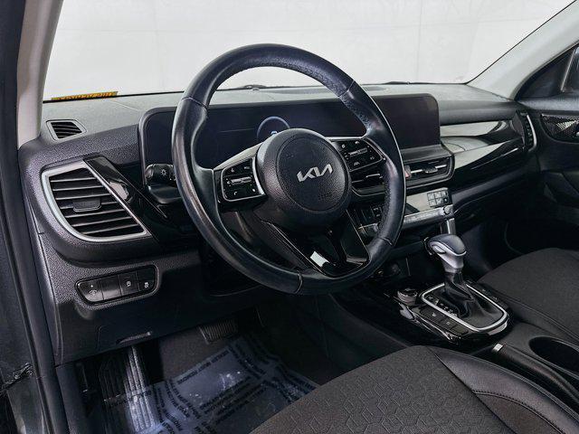 used 2024 Kia Seltos car, priced at $23,307
