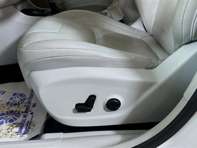 used 2022 Jeep Cherokee car, priced at $18,791