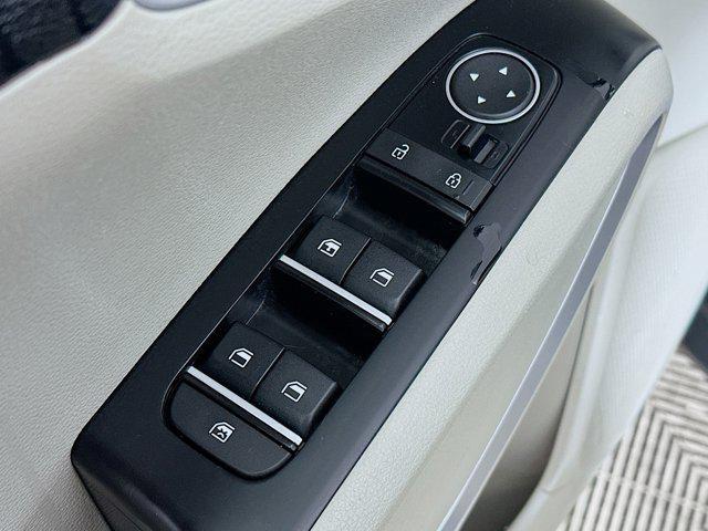 used 2023 Kia Soul car, priced at $16,820