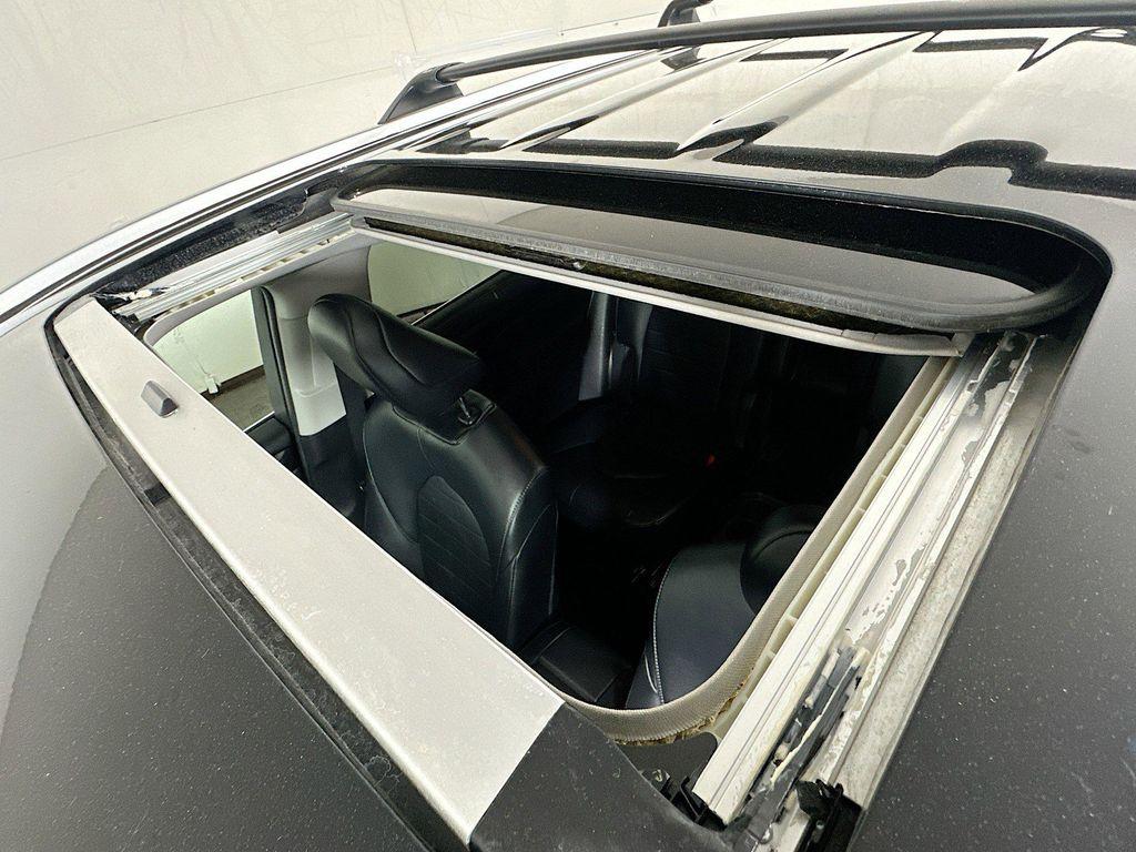 used 2024 Toyota Highlander car, priced at $44,113